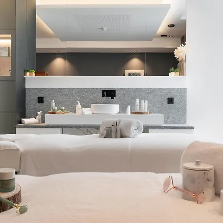 Mgm Hôtels&résidences - Résidence Alhéna Apart-hotel 5*